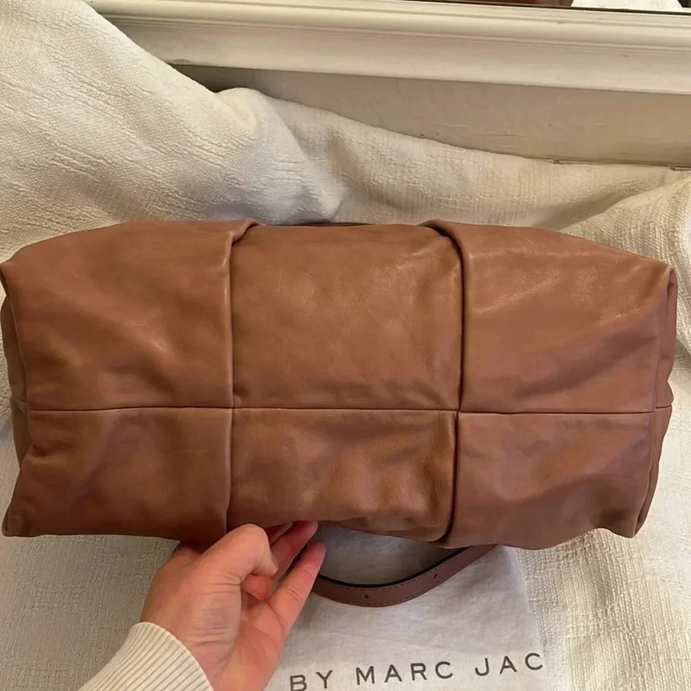 Marc By Marc Jacobs color person